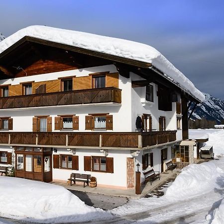 Haus Bergesblick Apartment Leutasch Exterior photo